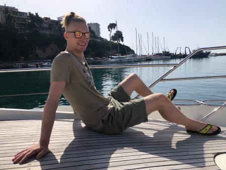 chilling pre dive