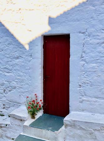red door