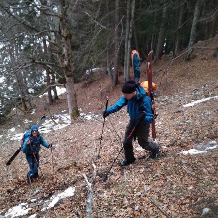 bit sketchy decent in ski boots